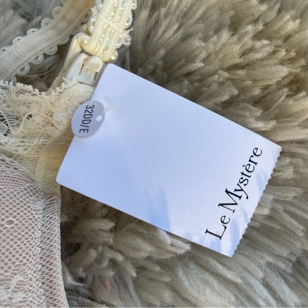 NEW Le Mystere Sexy Mama Bra Ivory 32DD NWT